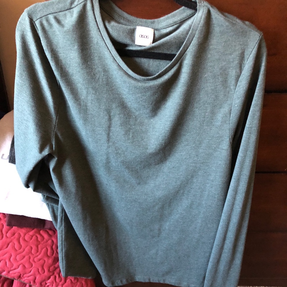 ASOS Men’s T Shirt Long Sleeve Size L